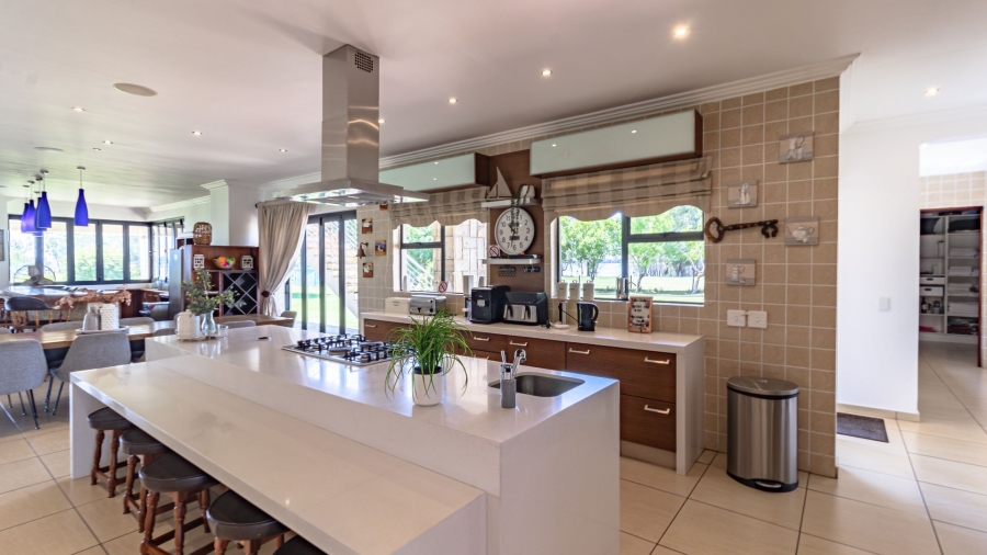 7 Bedroom Property for Sale in Metsimaholo Free State